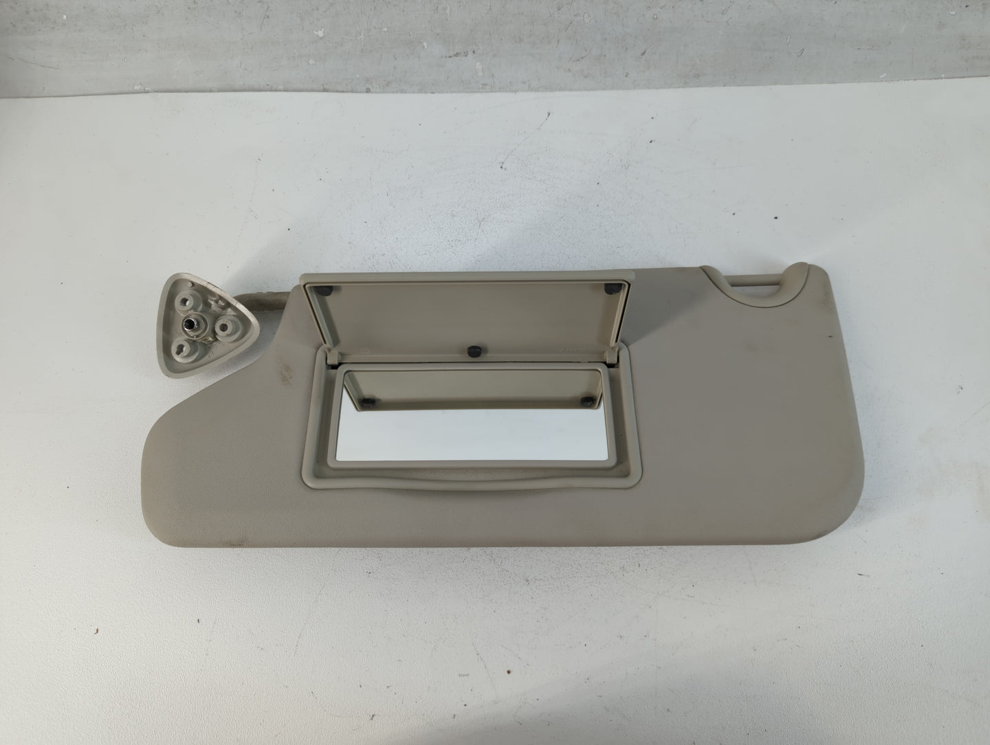 2013 Dodge Journey Sun Visor Shade Replacement Driver Left Mirror Fits OEM Used Auto Parts - Oemusedautoparts1.com