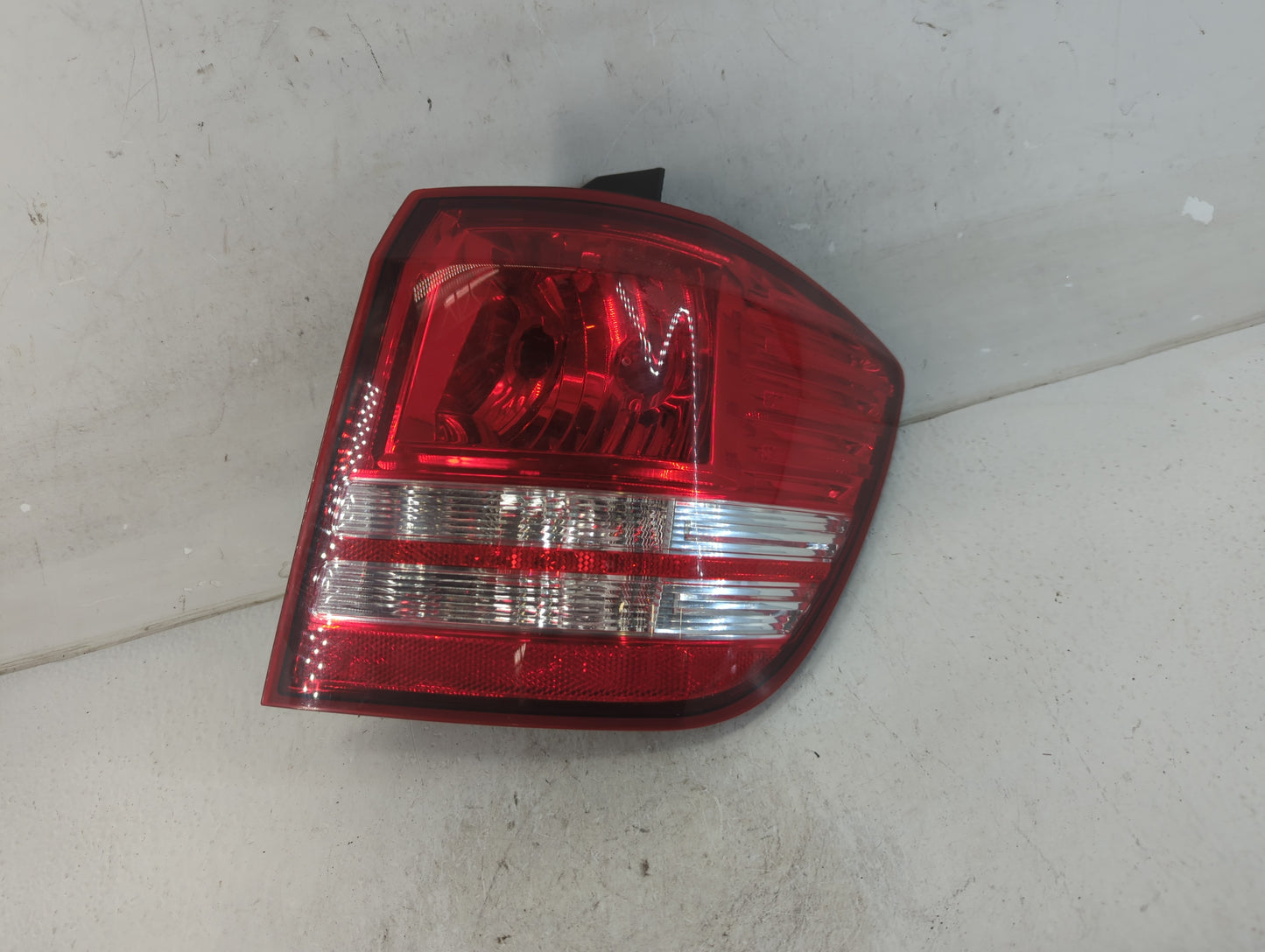 2010-2020 Dodge Journey Tail Light Assembly Passenger Right OEM P/N:05116290AH Fits OEM Used Auto Parts - Oemusedautoparts1.