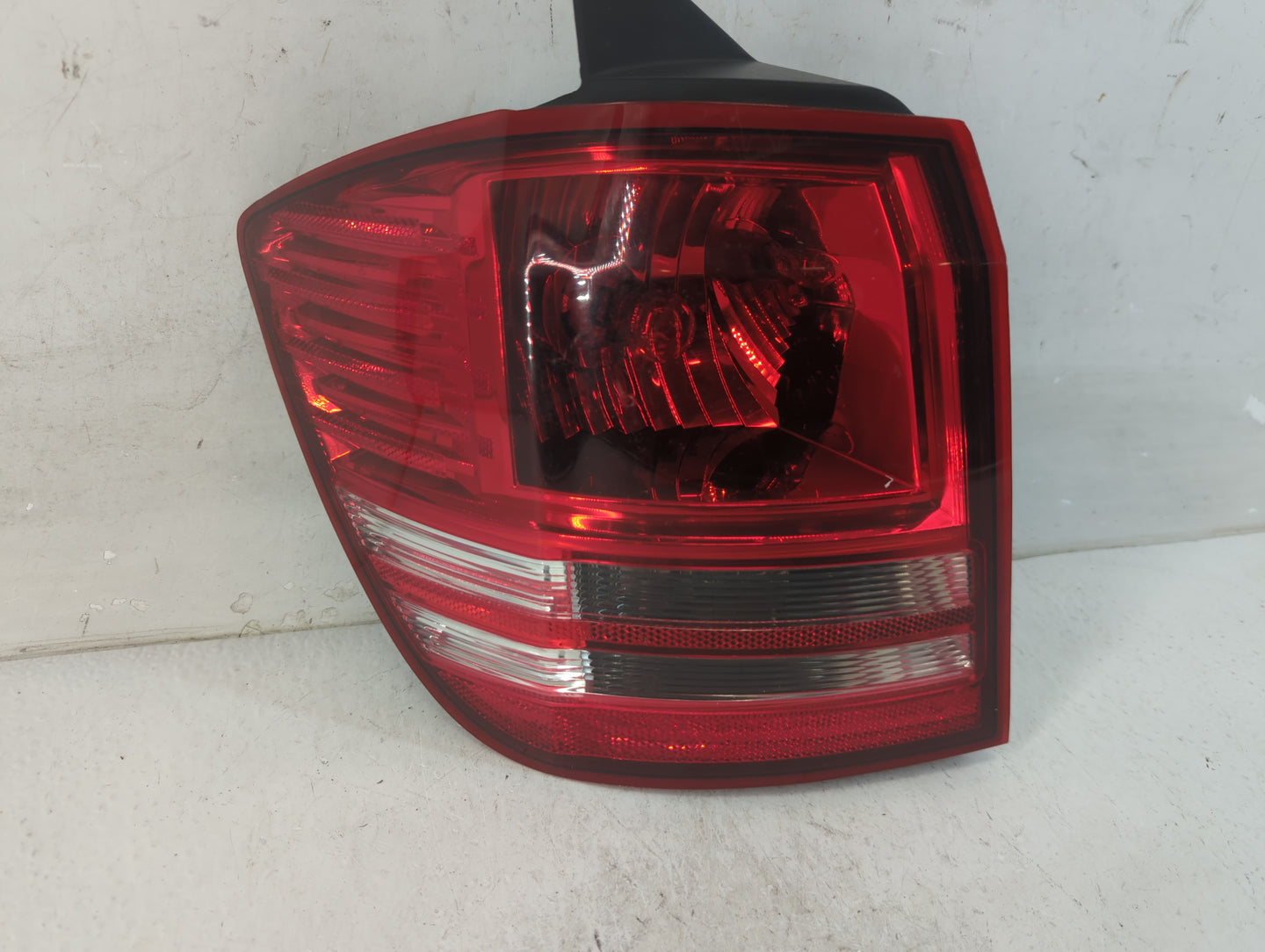2013 Dodge Journey Tail Light Assembly Driver Left OEM P/N:05116291AH Fits OEM Used Auto Parts - Oemusedautoparts1.com