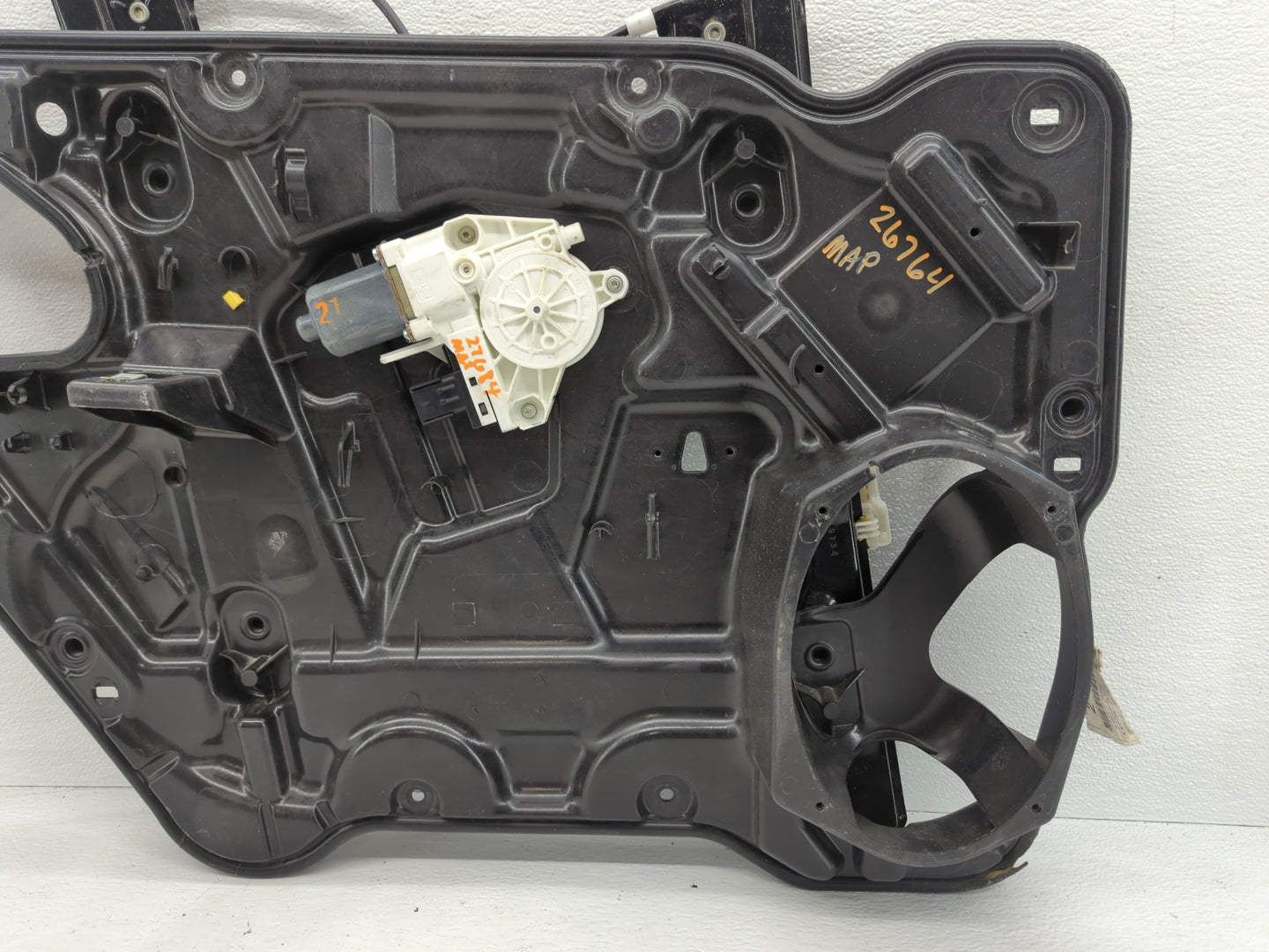 2013 Dodge Journey Driver Left Front Window Regulator - Oemusedautoparts1.com