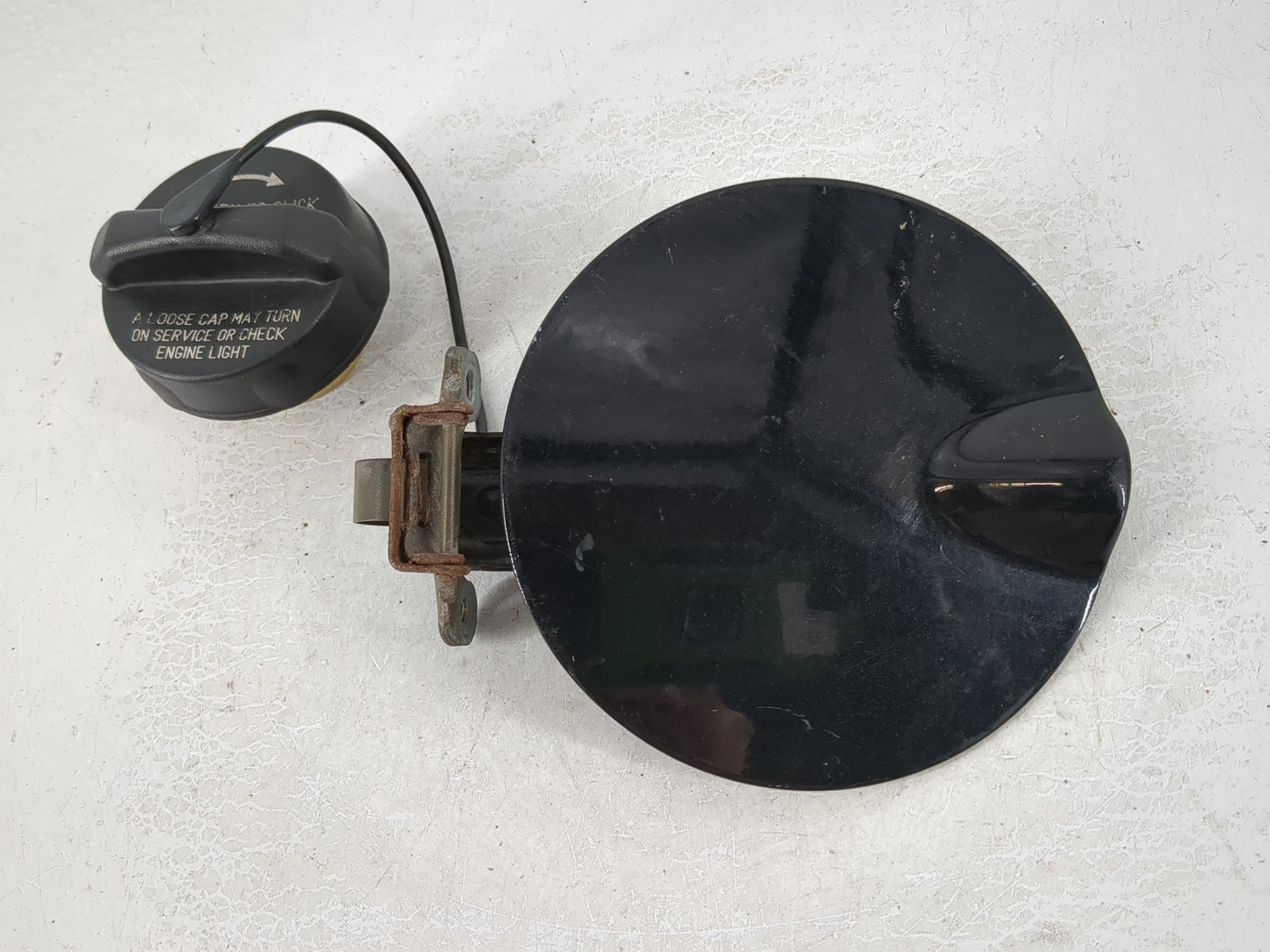 2013 Dodge Journey Fuel Tank Door Lid Gas Tank - Oemusedautoparts1.com