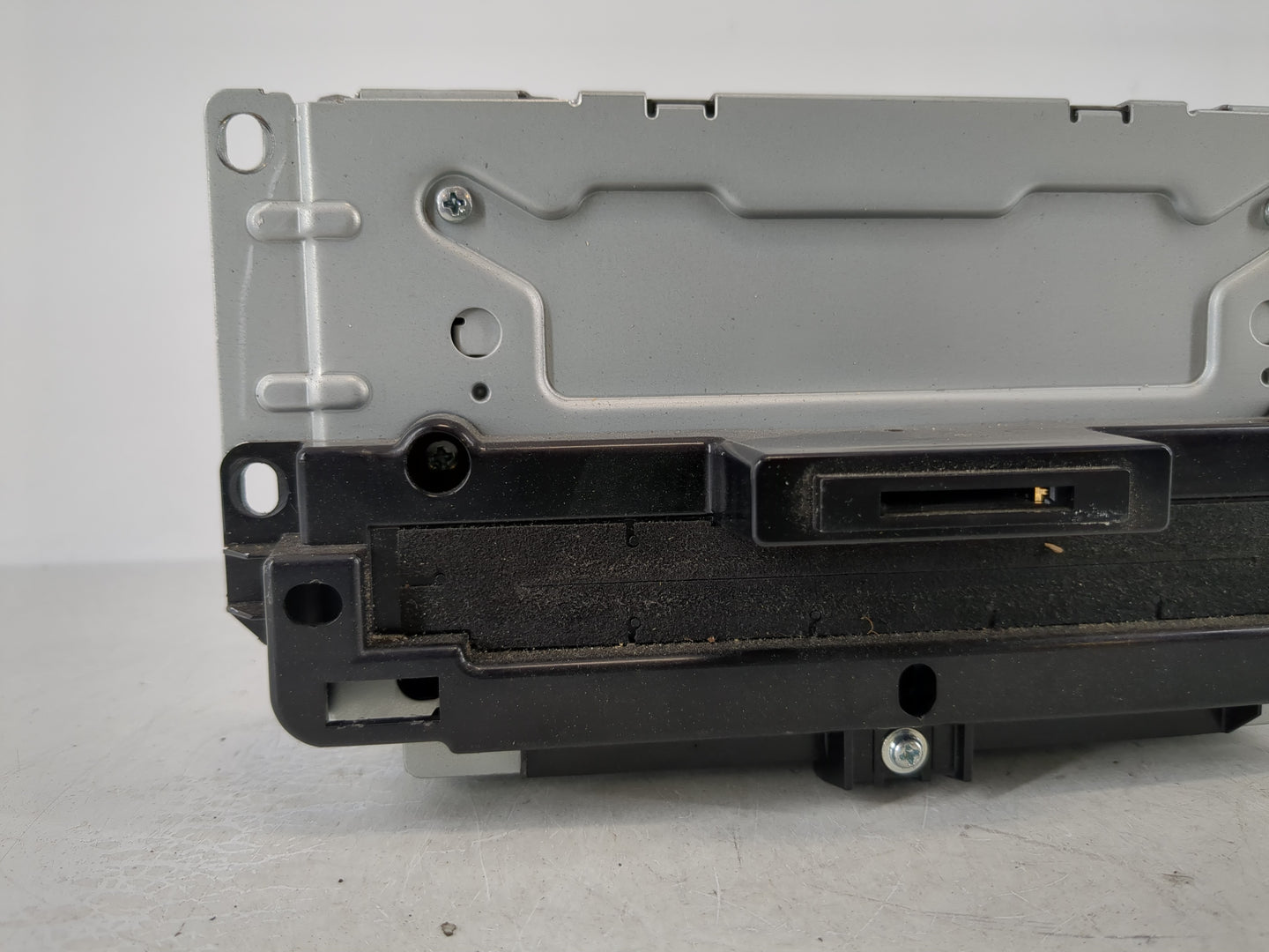 2013 Dodge Journey Radio AM FM Cd Player Receiver Replacement P/N:P05091367AH Fits OEM Used Auto Parts - Oemusedautoparts1.c