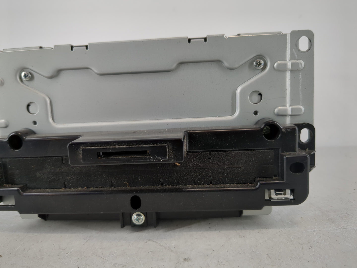 2013 Dodge Journey Radio AM FM Cd Player Receiver Replacement P/N:P05091367AH Fits OEM Used Auto Parts - Oemusedautoparts1.c