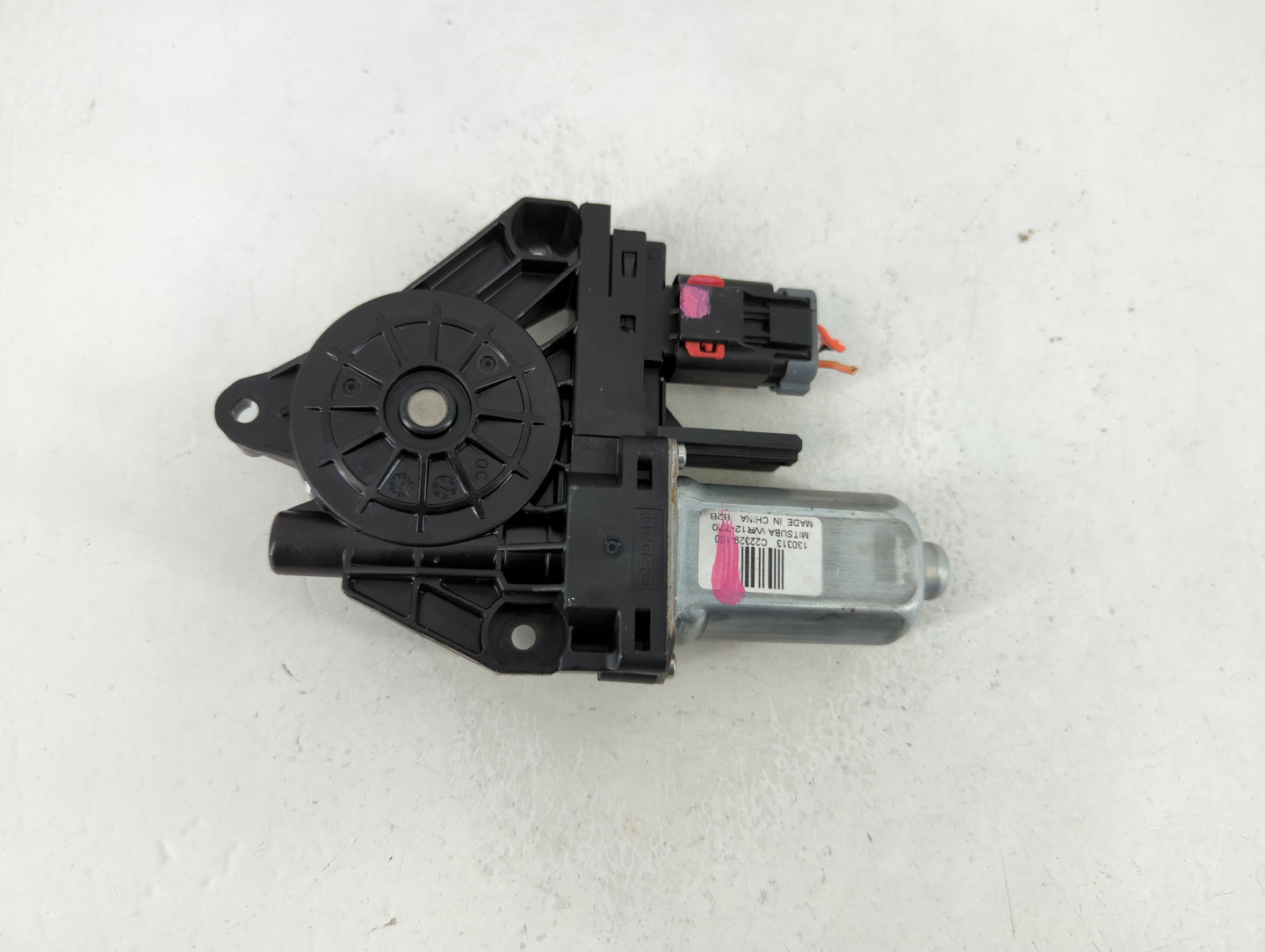 2013 Dodge Journey Driver Front Left Power Window Motor - Oemusedautoparts1.com