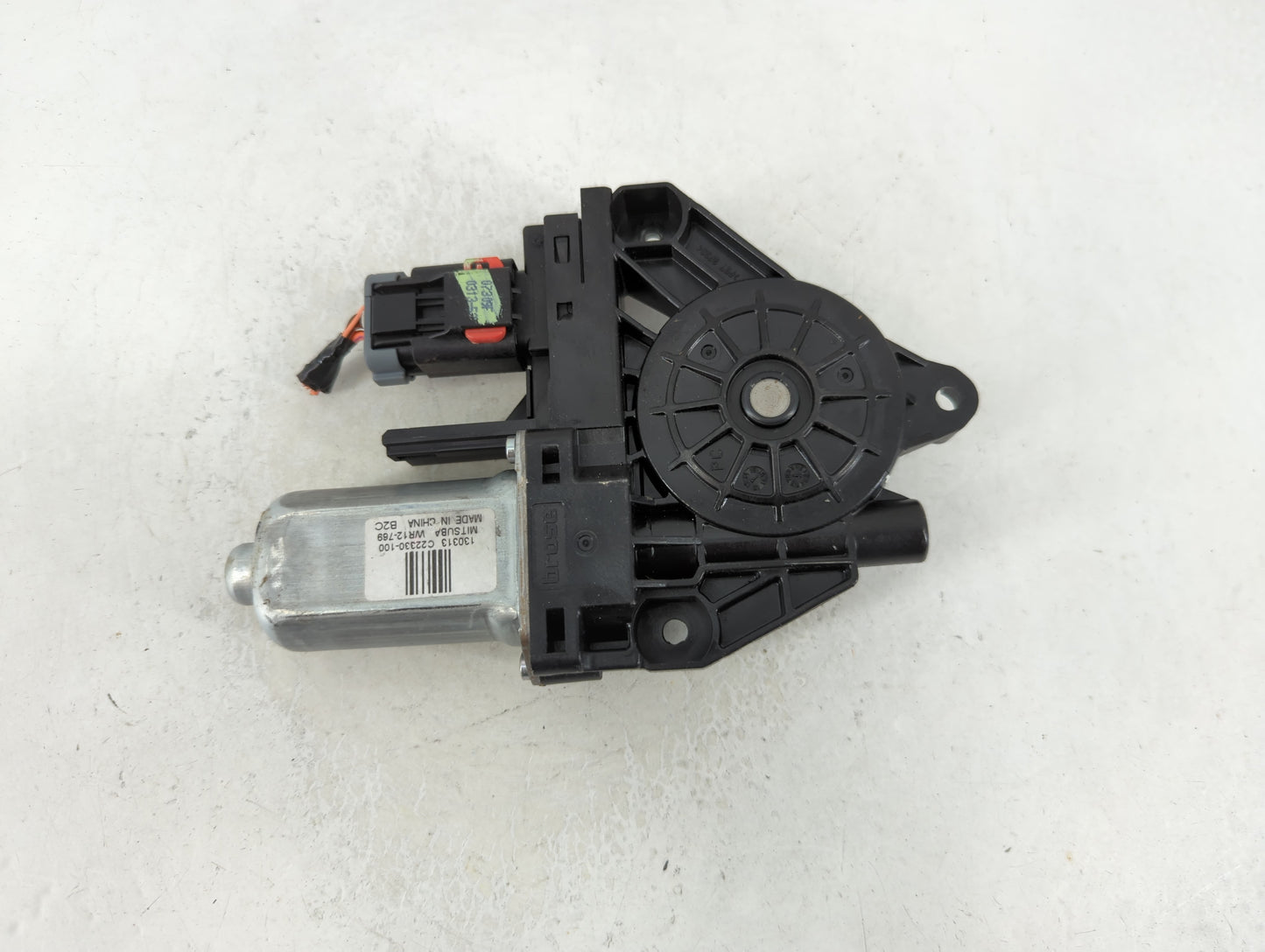 2013 Dodge Journey Passenger Rear Right Power Window Motor - Oemusedautoparts1.com