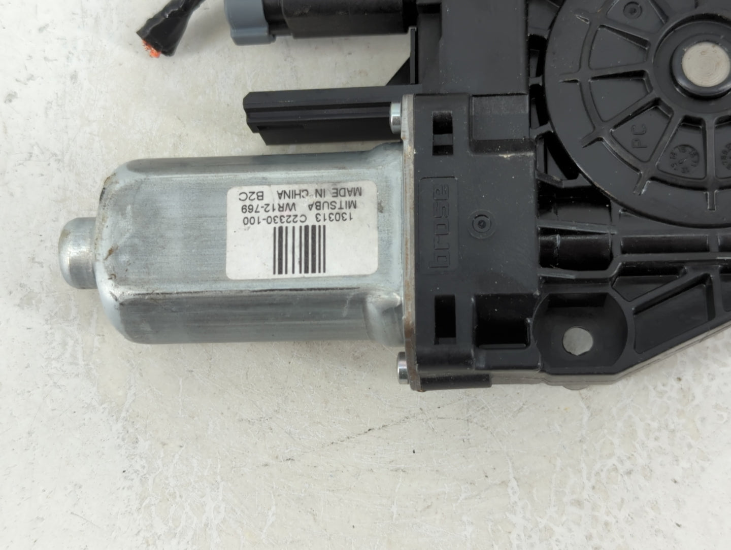 2013 Dodge Journey Passenger Rear Right Power Window Motor - Oemusedautoparts1.com