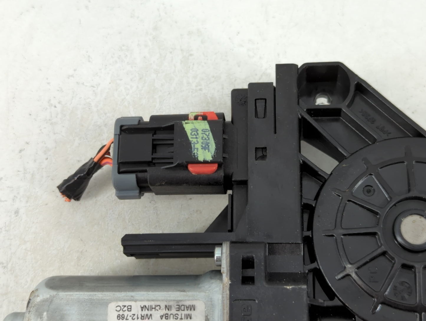 2013 Dodge Journey Passenger Rear Right Power Window Motor - Oemusedautoparts1.com