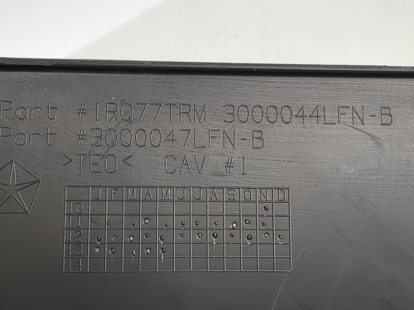 2013 Dodge Journey Passenger Glove Box Door Storage Compartment - Oemusedautoparts1.com