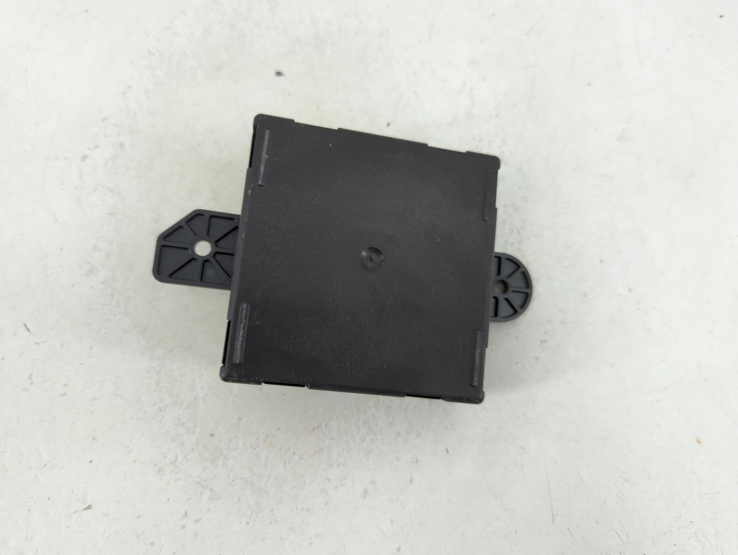 2011-2014 Dodge Journey Door Control Module P68155771ad - Oemusedautoparts1.com