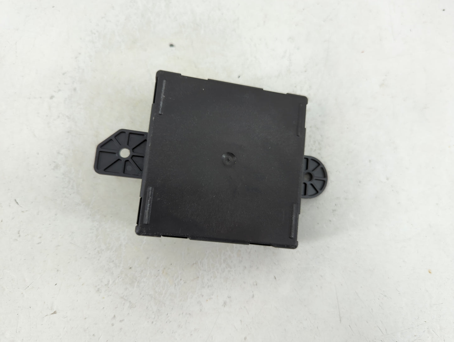 2011-2014 Dodge Journey Door Control Module P68155771ad - Oemusedautoparts1.com