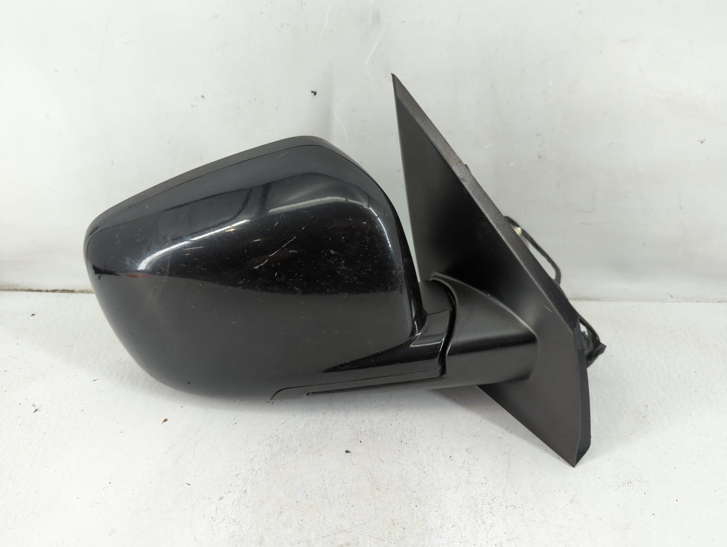 2013 Dodge Journey Passenger Right Side View Manual Door Mirror Black - Oemusedautoparts1.com