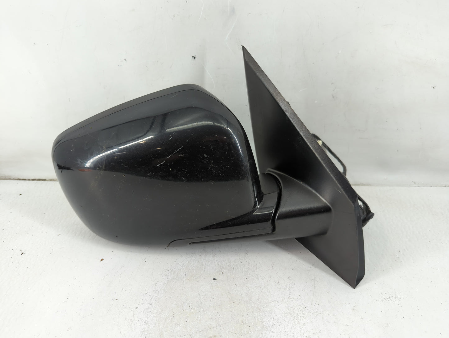 2013 Dodge Journey Passenger Right Side View Manual Door Mirror Black - Oemusedautoparts1.com