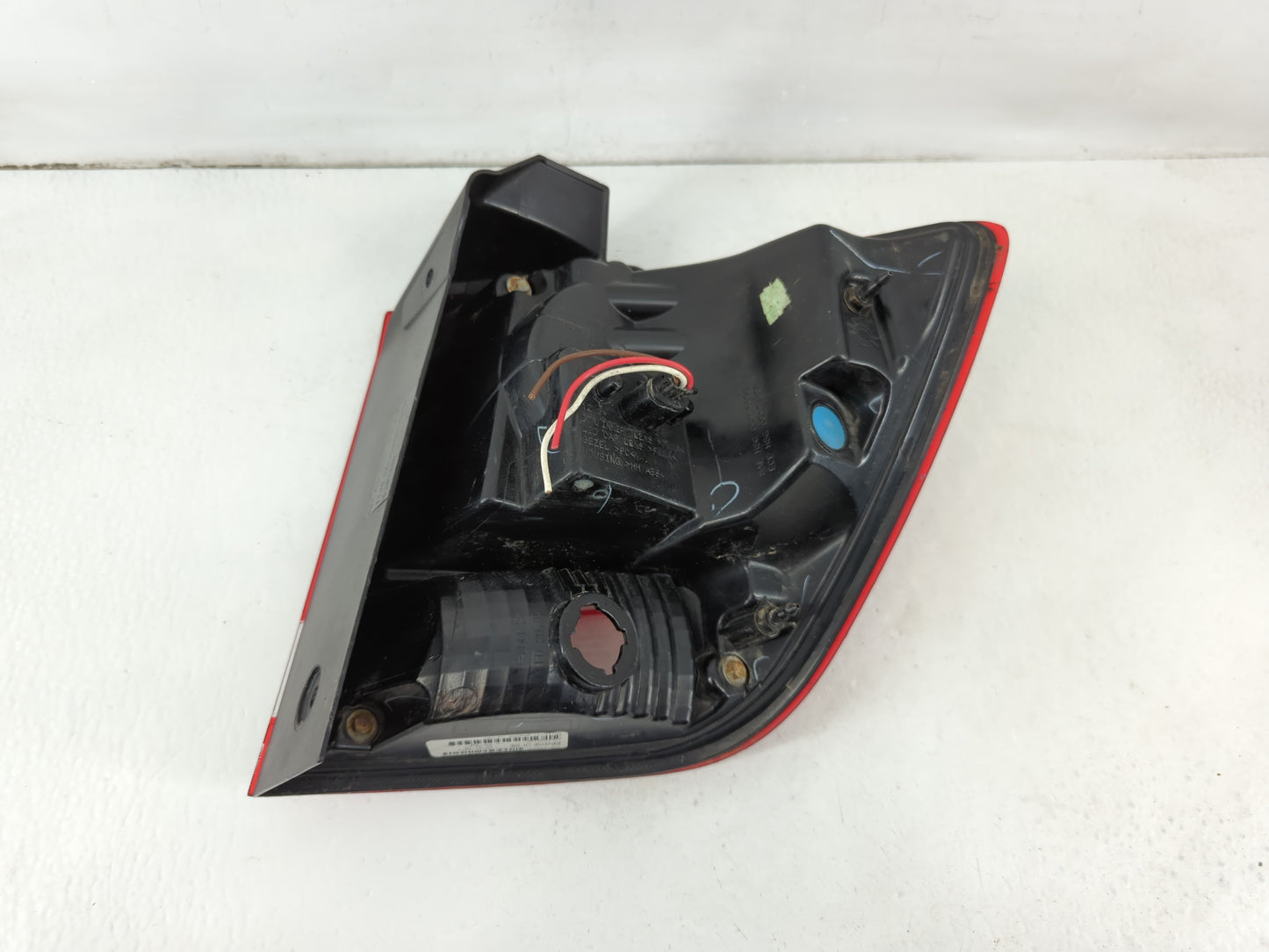 2013 Dodge Journey Driver Left Side Tail Light Taillight Deck Lid Mounted - Oemusedautoparts1.com