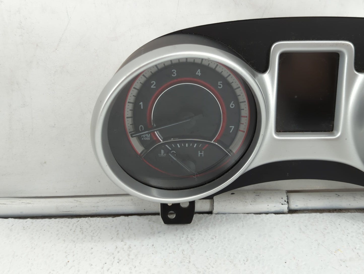 2013 Dodge Journey Instrument Cluster Speedometer Gauges P/N:05091537AB 05091538AD, 05091537AD, 05091537AC Fits OEM Used Aut