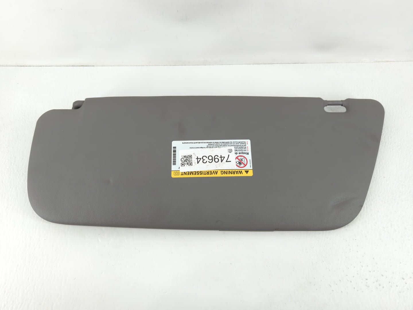 2013 Dodge Mb300 Sun Visor Shade Replacement Passenger Right Mirror Fits OEM Used Auto Parts - Oemusedautoparts1.com