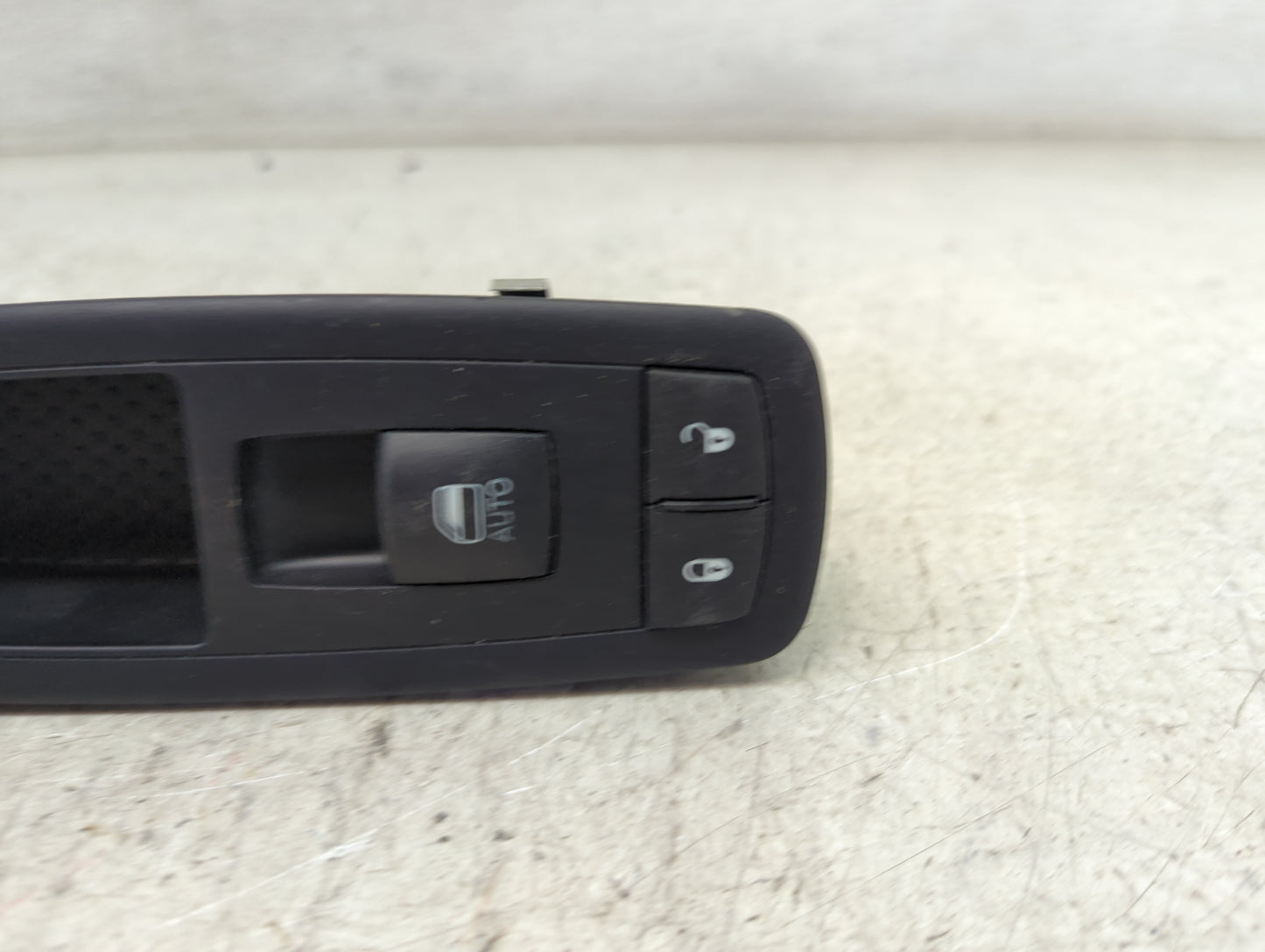 2013 Dodge Ram Master Power Window Switch Replacement Driver Side Left P/N:68148892AA 10097362 Fits OEM Used Auto Parts - Oe