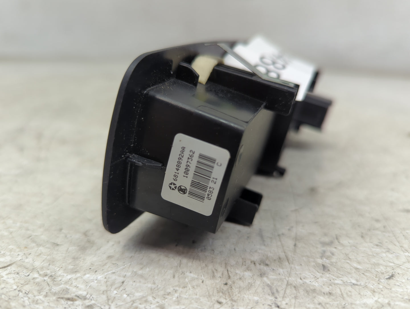 2013 Dodge Ram Master Power Window Switch Replacement Driver Side Left P/N:68148892AA 10097362 Fits OEM Used Auto Parts - Oe