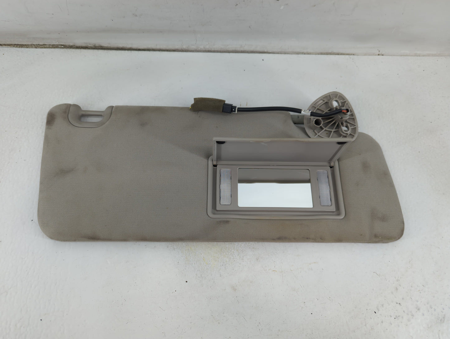 2013 Dodge Ram 1500 Sun Visor Shade Replacement Passenger Right Mirror Fits Fits 2014 2015 2016 2017 2018 OEM Used Auto Part