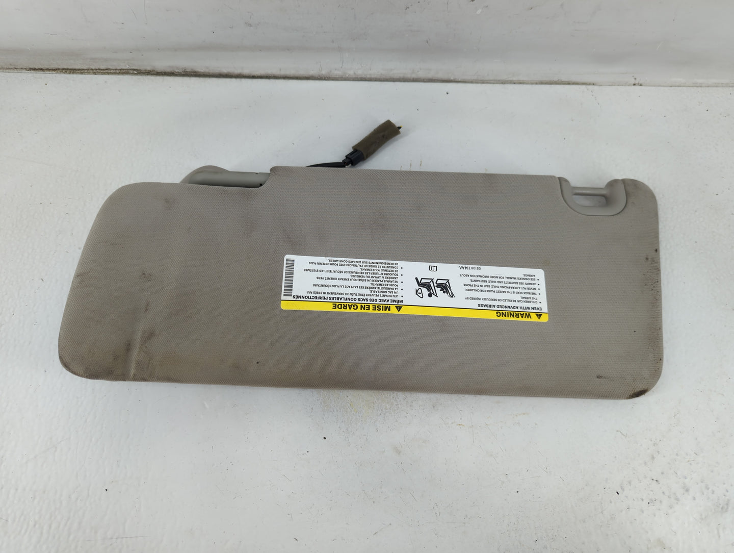 2013 Dodge Ram 1500 Sun Visor Shade Replacement Passenger Right Mirror Fits Fits 2014 2015 2016 2017 2018 OEM Used Auto Part