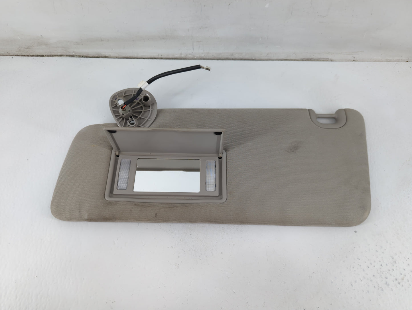 2013 Dodge Ram 1500 Sun Visor Shade Replacement Driver Left Mirror Fits Fits 2014 2015 2016 2017 2018 OEM Used Auto Parts - 
