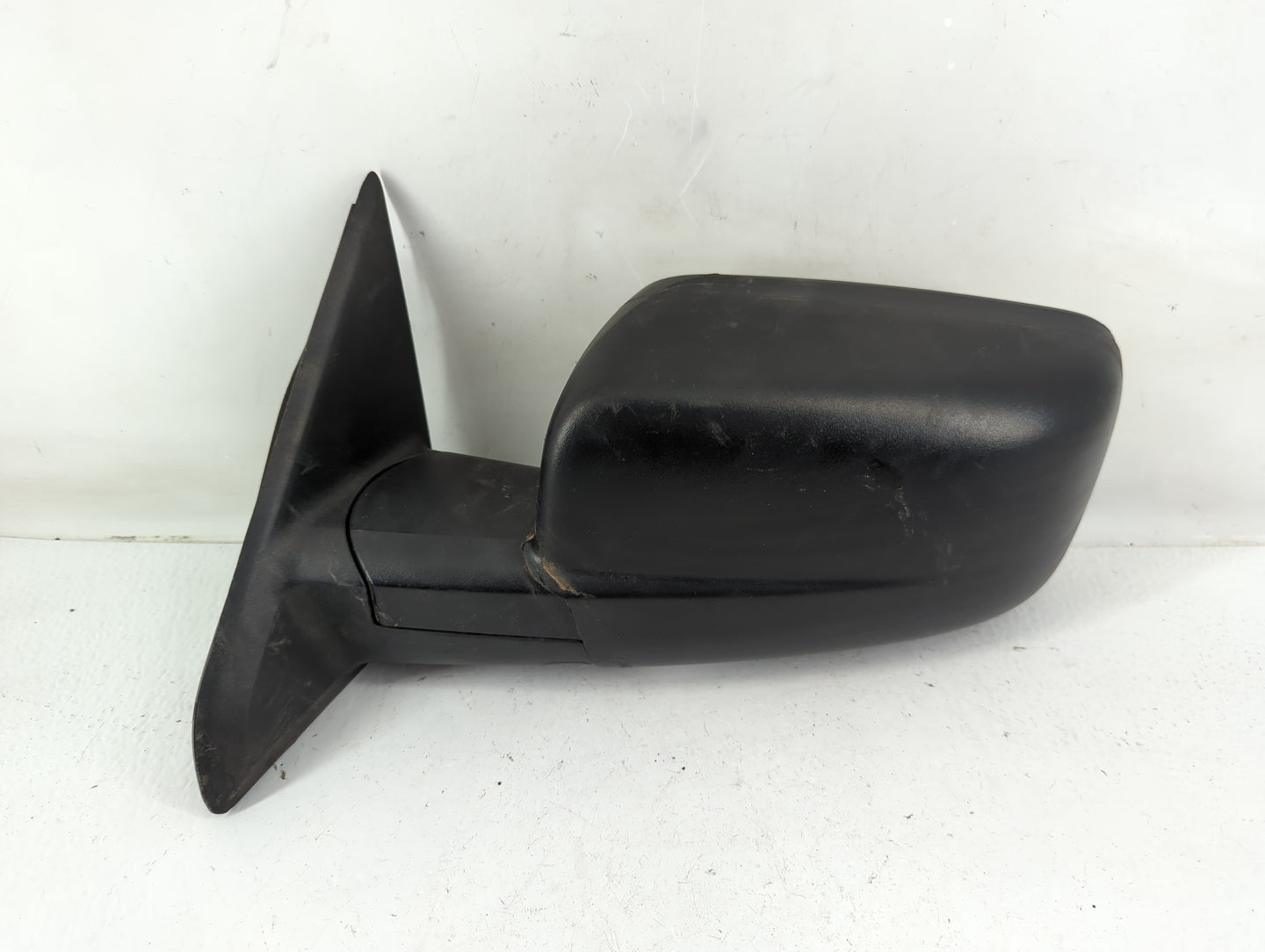 2013 Dodge Ram 1500 Driver Side View Mirror - Left Door Mirror OEM Used - Oemusedautoparts1.com