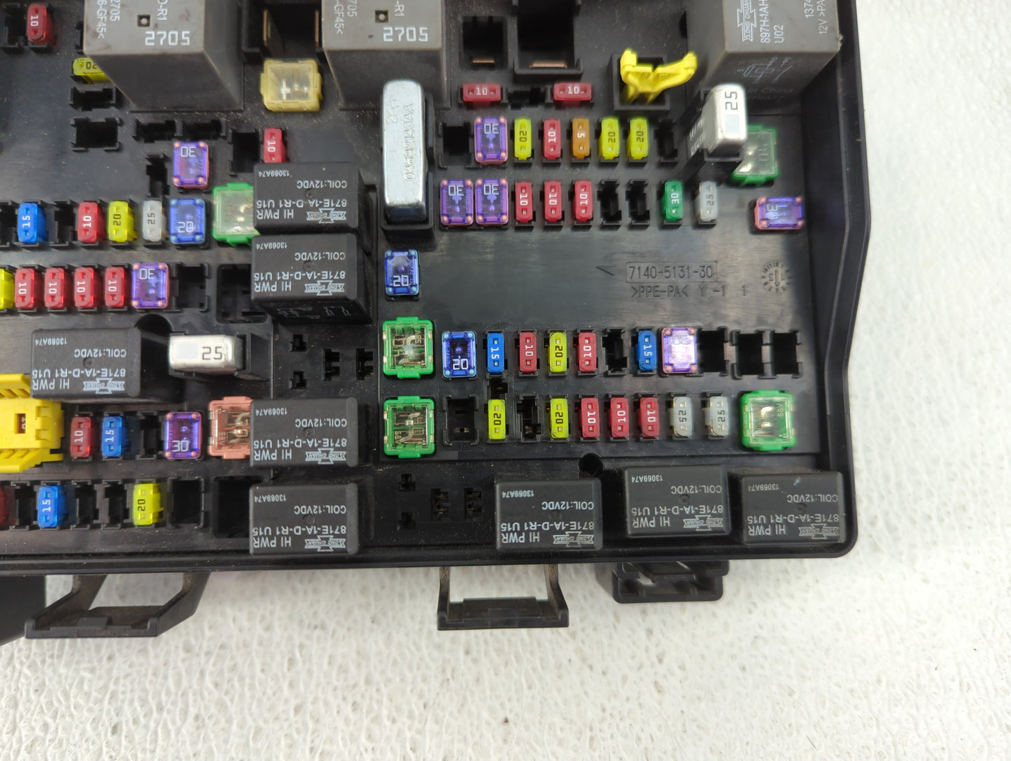 2013 Dodge Ram 1500 Fusebox Fuse Box Panel Relay Module P/N:7140-5131-30 Fits OEM Used Auto Parts - Oemusedautoparts1.com