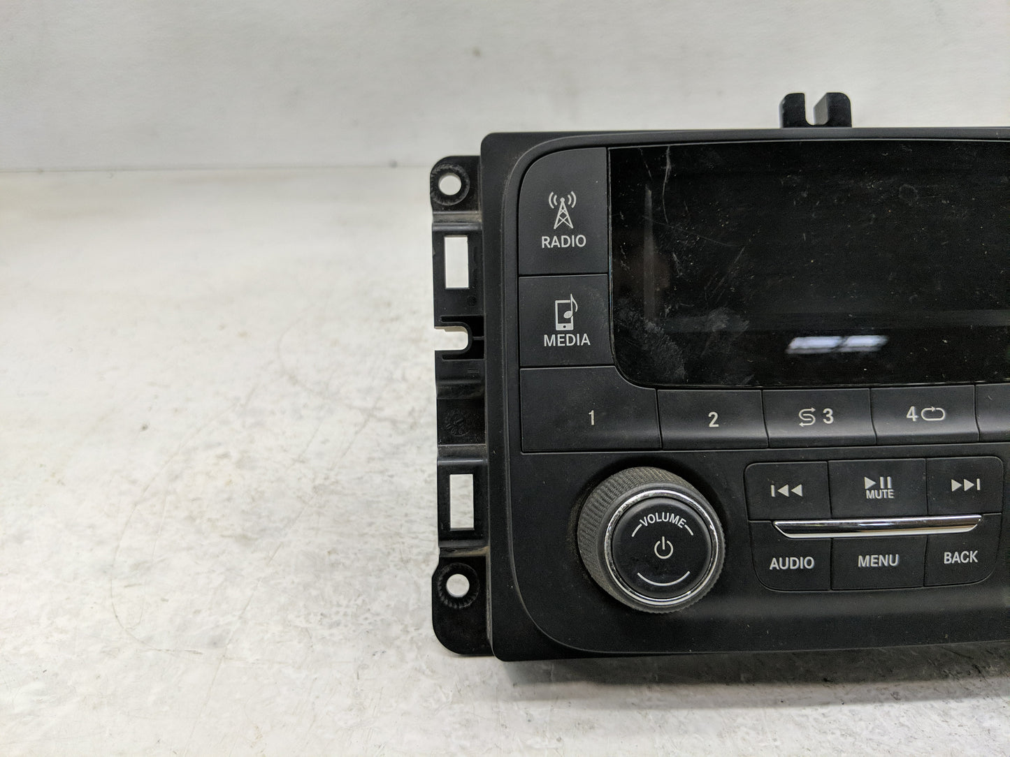 2013 Dodge Ram 1500 Radio AM FM Cd Player Receiver Replacement P/N:P68137114AE Fits OEM Used Auto Parts - Oemusedautoparts1.
