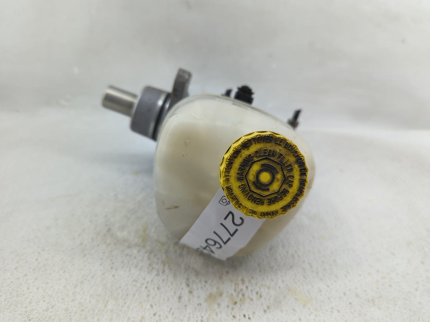 2007-2008 Dodge Ram 1500 Brake Master Cylinder - Oemusedautoparts1.com