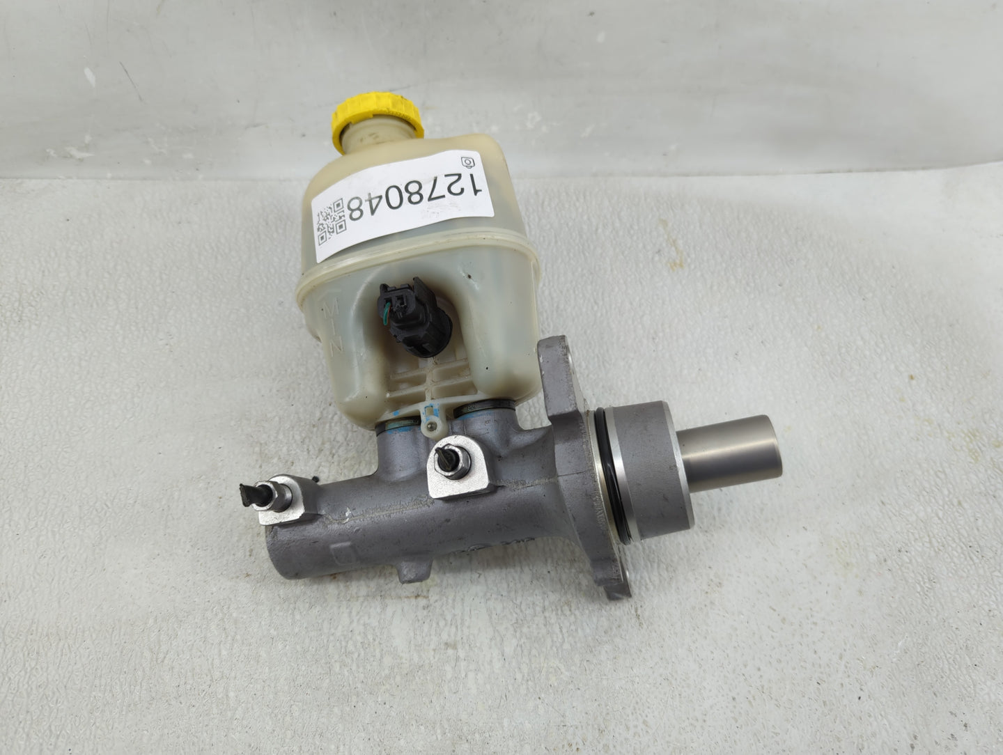2007-2008 Dodge Ram 1500 Brake Master Cylinder 1278048 - Oemusedautoparts1.com