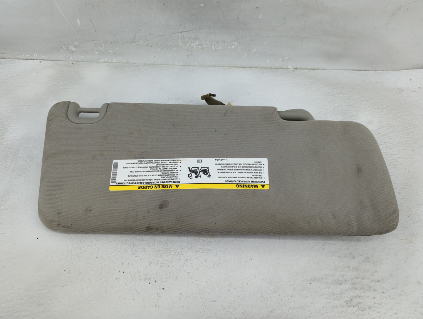 2013 Dodge Ram 1500 Sun Visor Shade Replacement Driver Left Mirror Fits Fits 2014 2015 2016 2017 2018 OEM Used Auto Parts - 