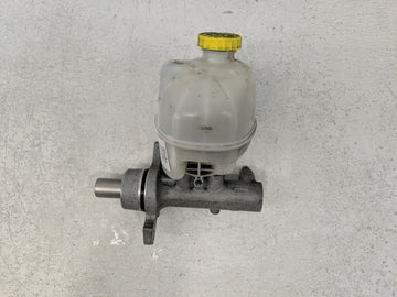 2007-2008 Dodge Ram 1500 Brake Master Cylinder