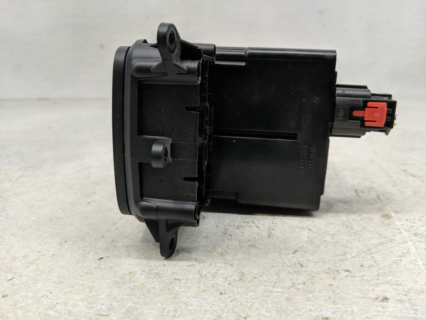2013 Dodge Ram 1500 Floor Console Assembly Shifter - Oemusedautoparts1.com