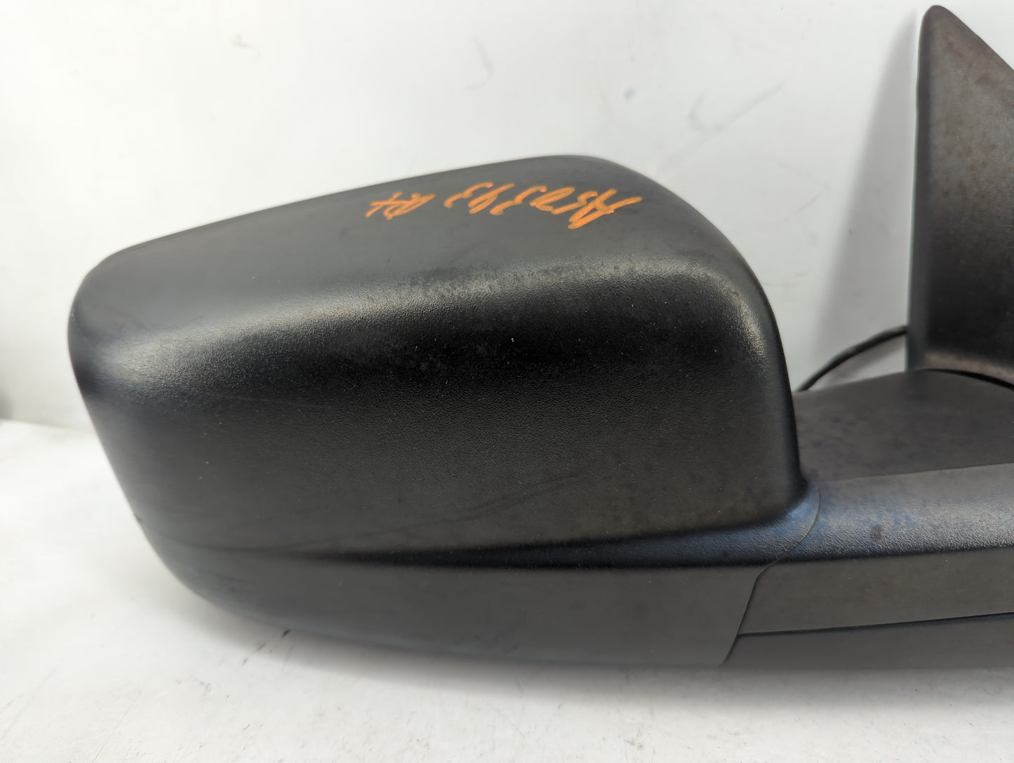 2013 Dodge Ram 1500 Passenger Side View Mirror - Right Door Mirror OEM Used - Oemusedautoparts1.com
