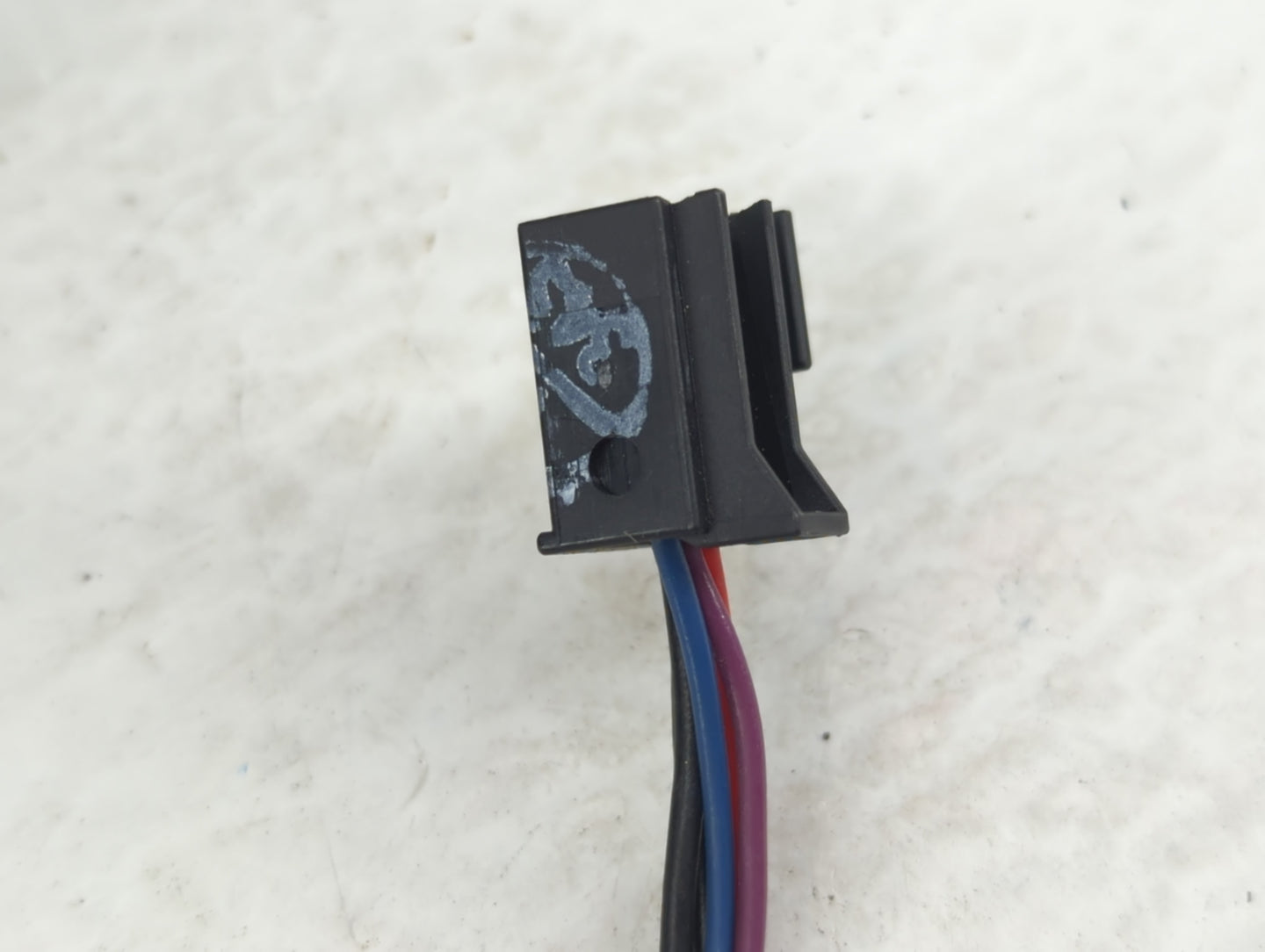 2013 Dodge Ram 1500 Passenger Side View Mirror - Right Door Mirror OEM Used - Oemusedautoparts1.com