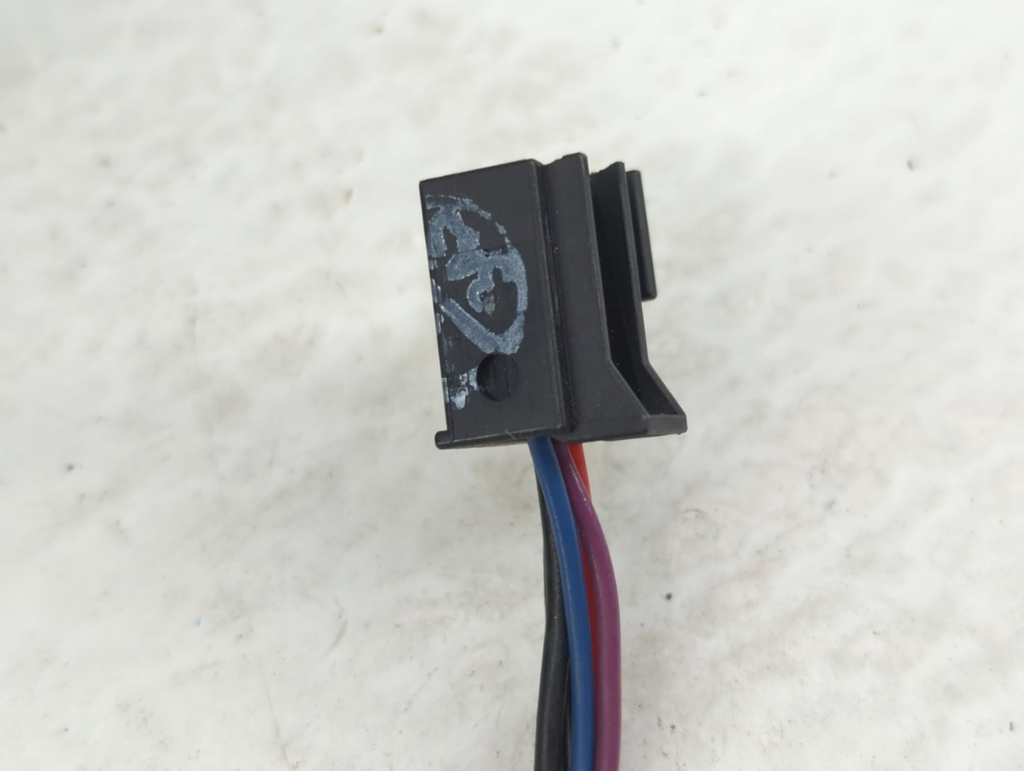 2013 Dodge Ram 1500 Passenger Side View Mirror - Right Door Mirror OEM Used - Oemusedautoparts1.com
