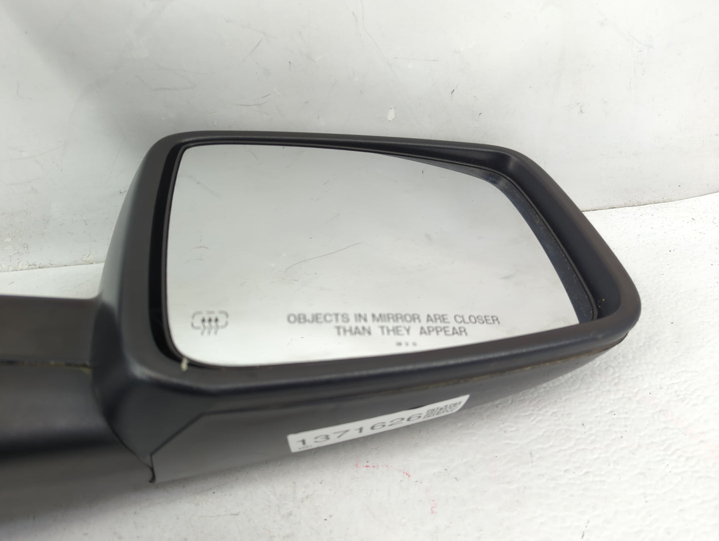 2013 Dodge Ram 1500 Passenger Side View Mirror - Right Door Mirror OEM Used - Oemusedautoparts1.com