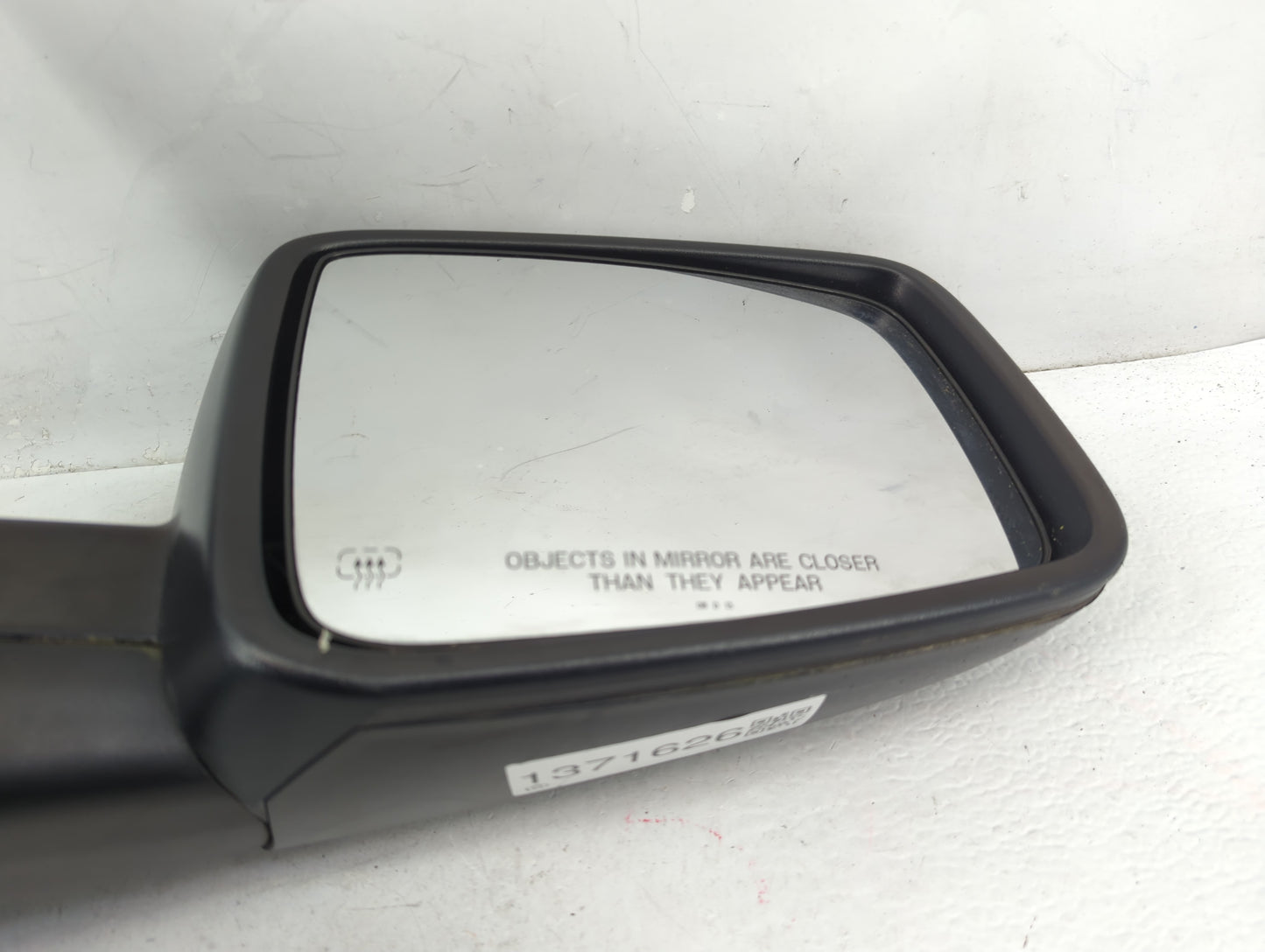2013 Dodge Ram 1500 Passenger Side View Mirror - Right Door Mirror OEM Used - Oemusedautoparts1.com