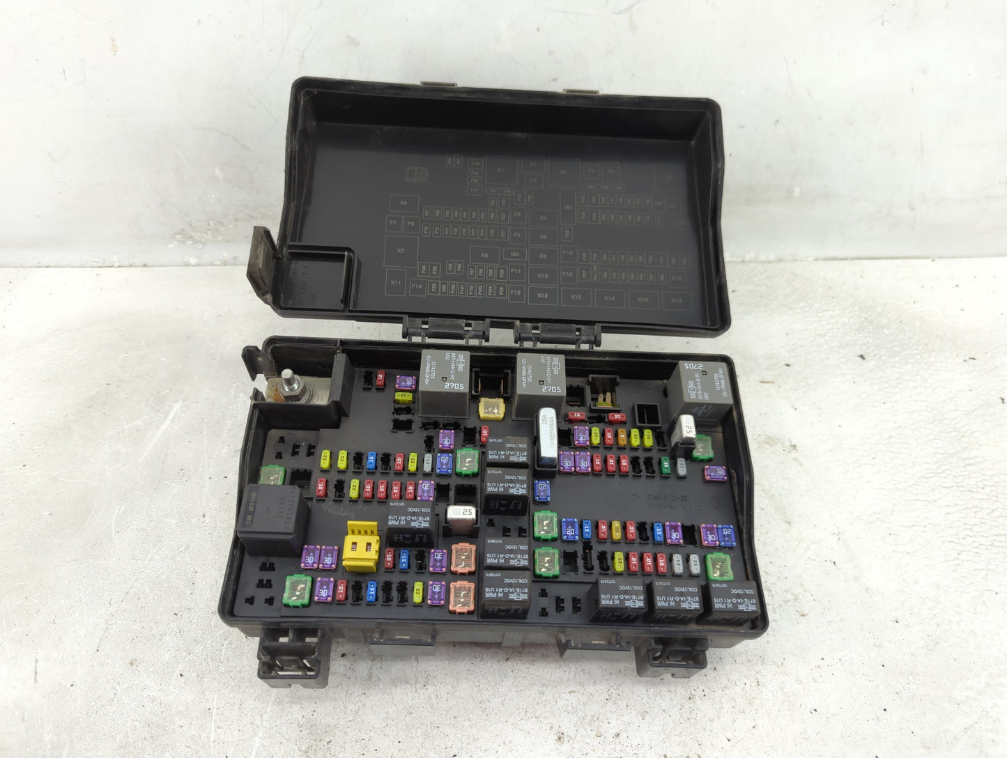 2013 Dodge Ram 1500 Fusebox Fuse Box Panel Relay Module P/N:7140-5131-30 7140-1980 Fits OEM Used Auto Parts - Oemusedautopar
