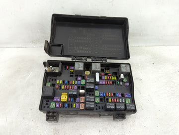 2013 Dodge Ram 1500 Fusebox Fuse Box Panel Relay Module P/N:7140-5131-30 7140-1980 Fits OEM Used Auto Parts