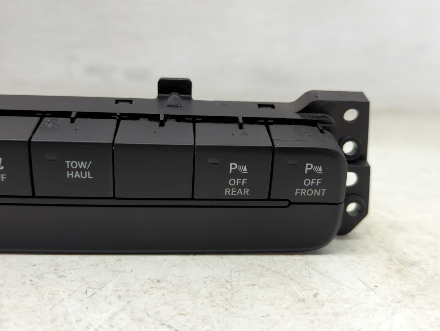 Dodge Ram 1500 Traction Control Module 68247632aa - Oemusedautoparts1.com