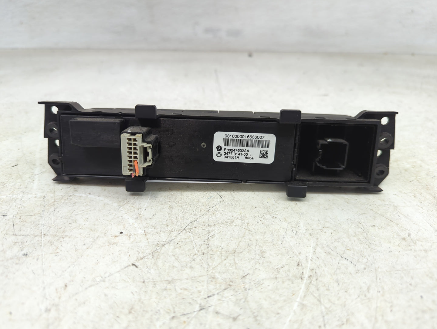 Dodge Ram 1500 Traction Control Module 68247632aa - Oemusedautoparts1.com