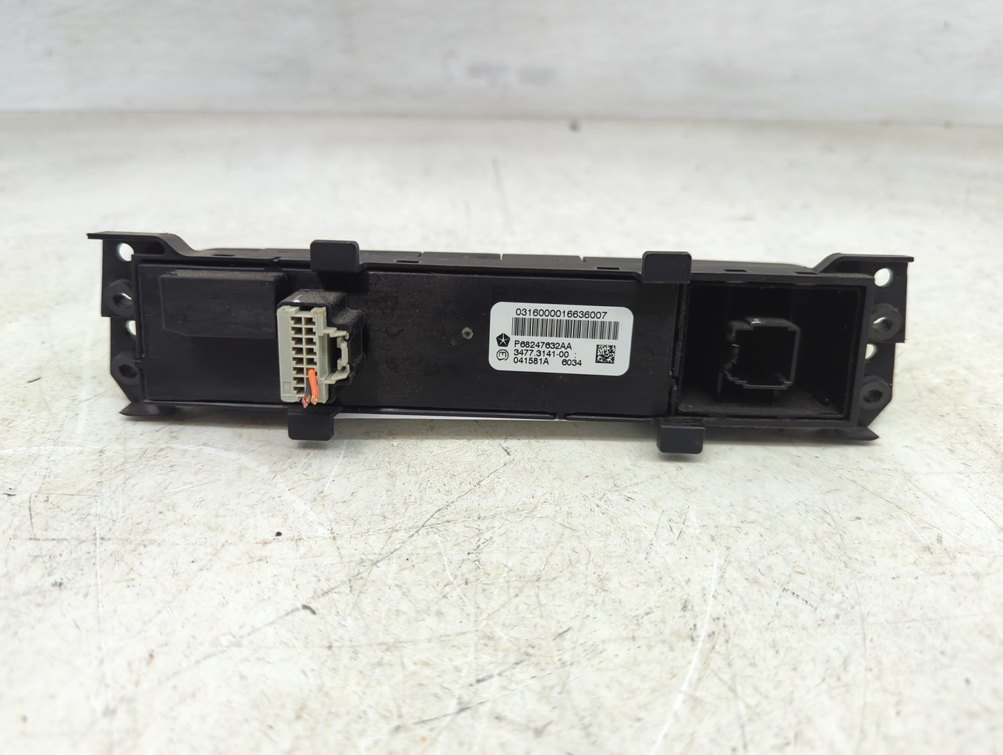 Dodge Ram 1500 Traction Control Module 68247632aa - Oemusedautoparts1.com