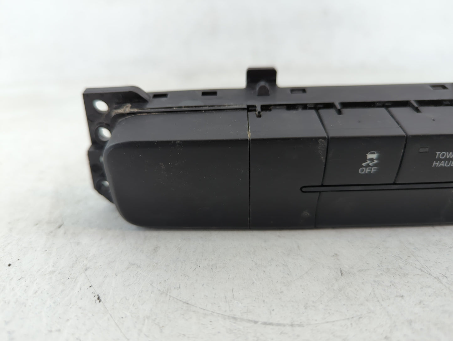 2013 Dodge Ram 1500 Climate Control Module Temperature AC/Heater Replacement P/N:P56054468AA Fits OEM Used Auto Parts - Oemu