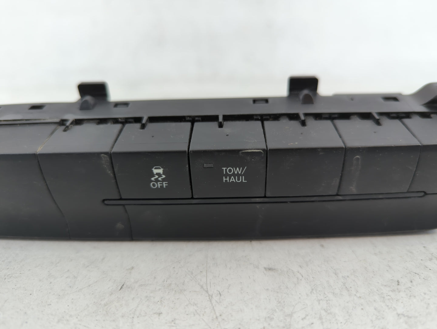 2013 Dodge Ram 1500 Climate Control Module Temperature AC/Heater Replacement P/N:P56054468AA Fits OEM Used Auto Parts - Oemu