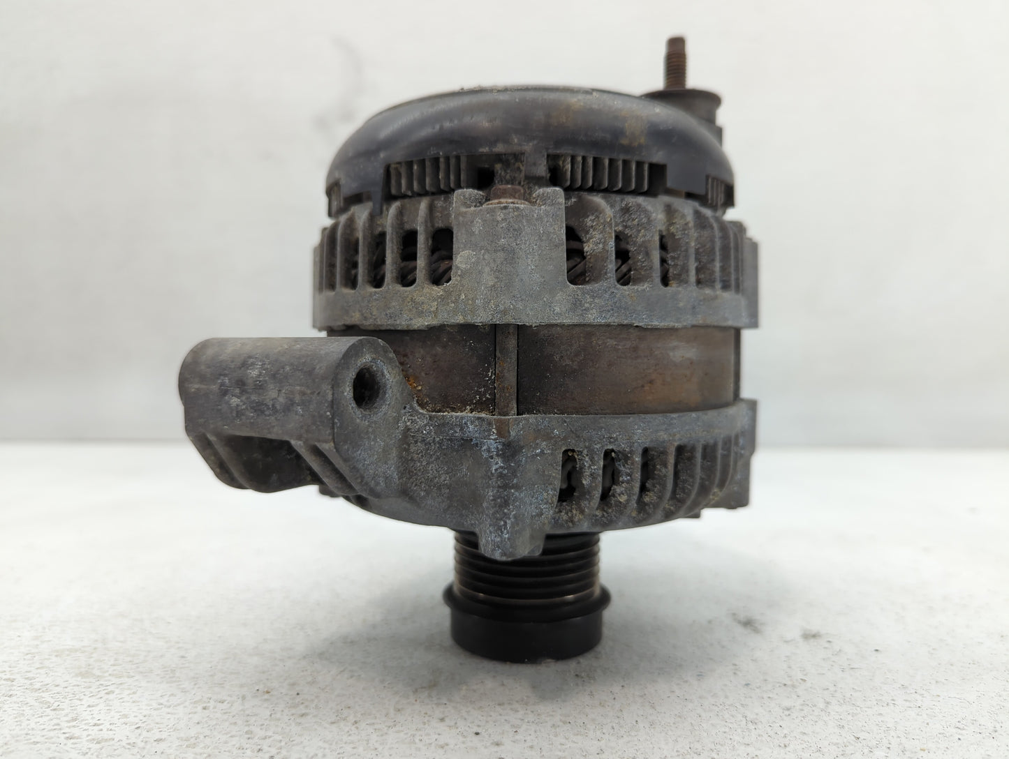 2013 Dodge Ram 1500 Alternator Replacement Generator Charging Assembly Engine OEM Fits OEM Used Auto Parts - Oemusedautopart