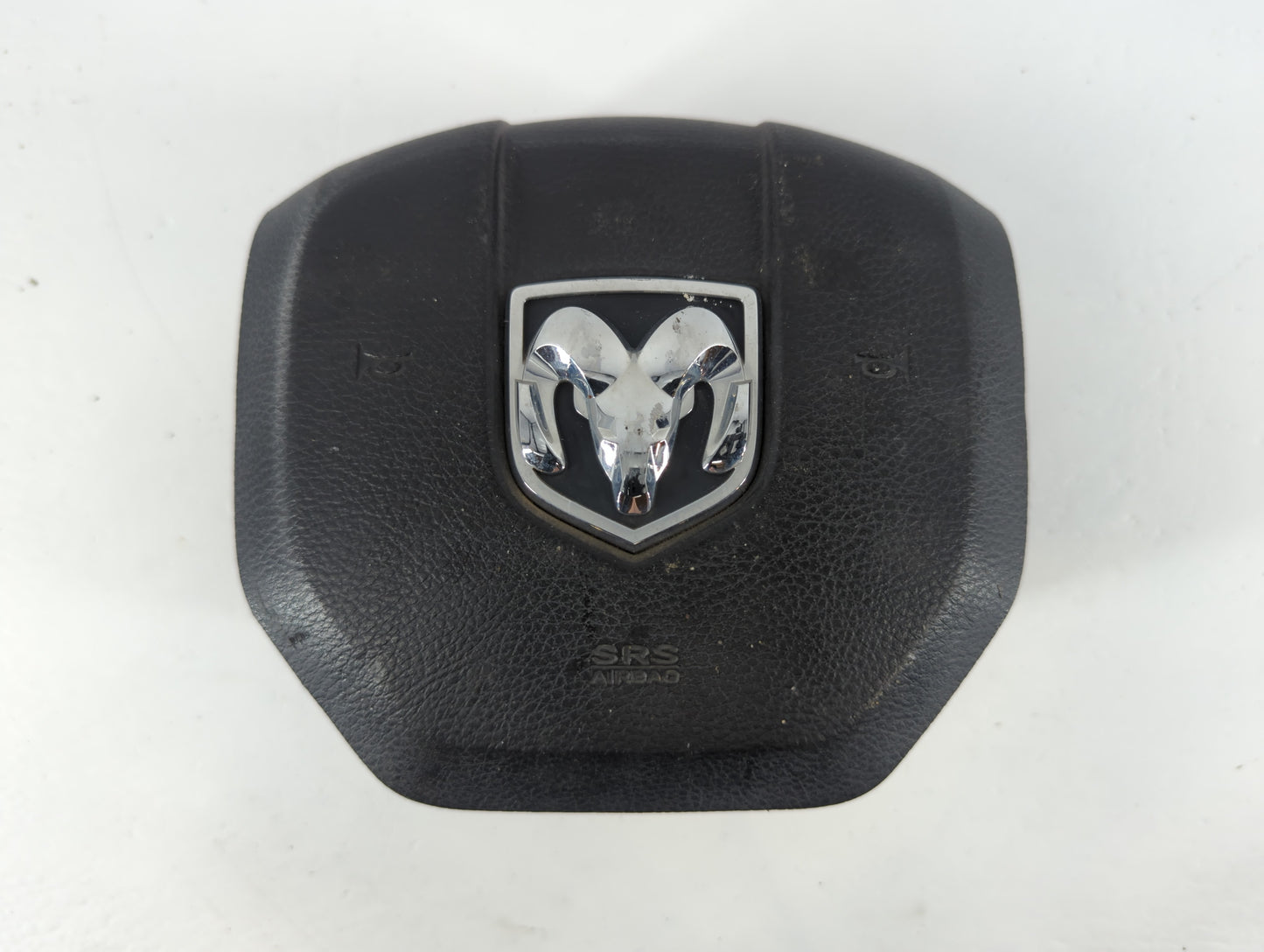 2013 Dodge Ram 1500 Air Bag Driver Left Steering Wheel Mounted P/N:TPYSL0243A0887 P1EF19DX9AH Fits Fits 2012 OEM Used Auto P