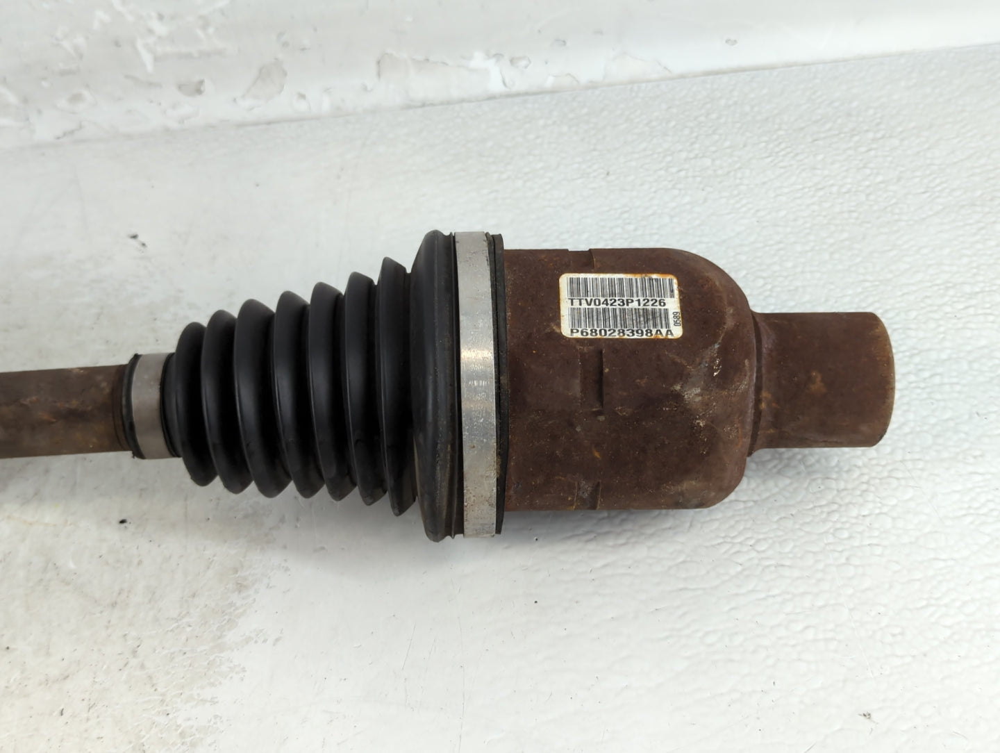 2013 Dodge Ram 1500 Axle Shaft Front Driver Cv C/v - Oemusedautoparts1.com