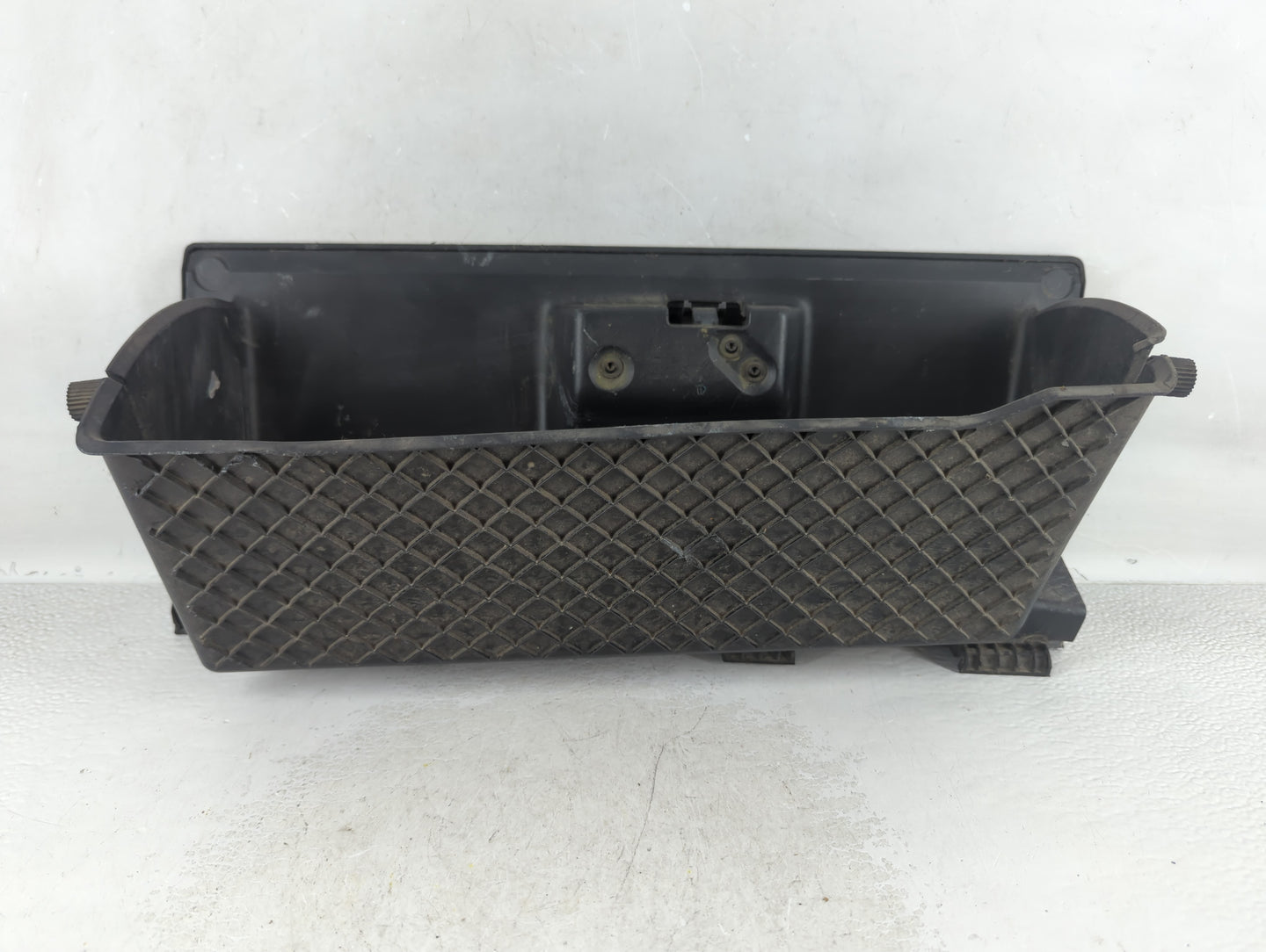 2013 Dodge Ram 1500 Passenger Glove Box Door Storage Compartment - Oemusedautoparts1.com