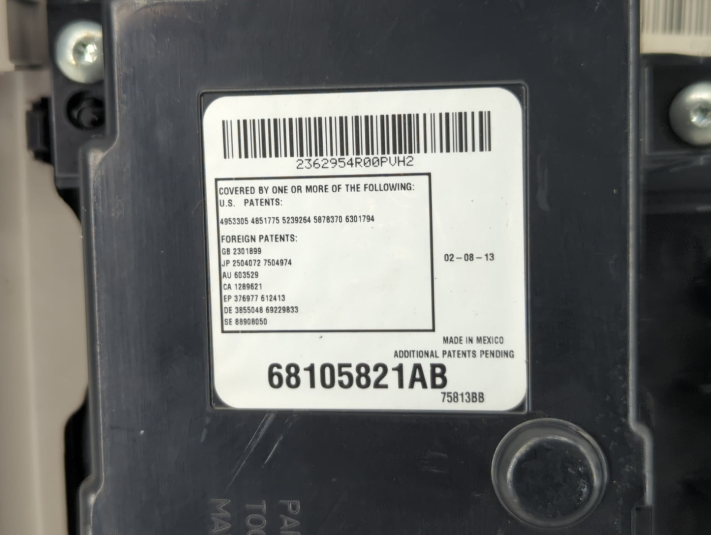 2013 Dodge Ram 2500 Center Floor Console P/N:68105821AB Fits Fits 2014 2015 2016 2017 2018 OEM Used Auto Parts - Oemusedauto