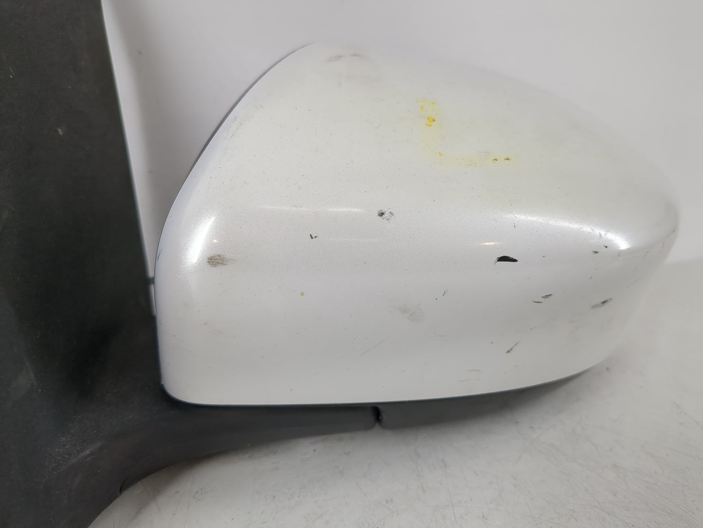 2013 Dodge Seneca Driver Side View Mirror - Left Door Mirror OEM Used - Oemusedautoparts1.com